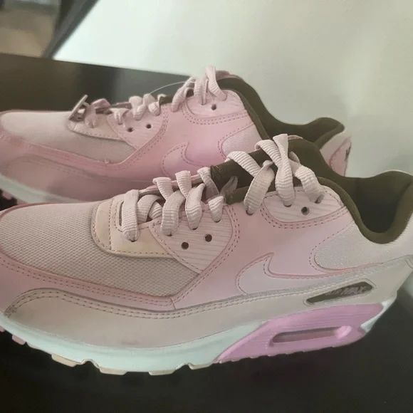 Nike Pink Air Max Sneakers with Visible Cushioning - Picture 10 of 11